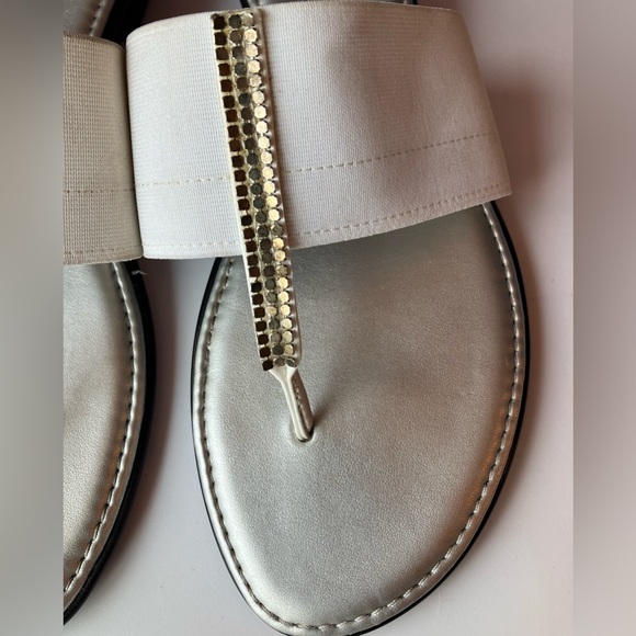 Italian Shoemakers elastic white band flats sandals slippers with gold details 9 - Picture 5 of 12